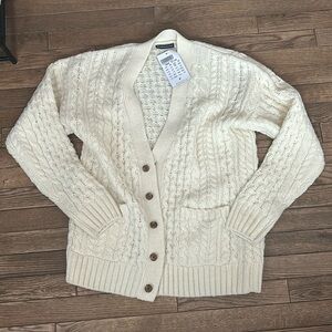 Off white over size Brandy Melville cardigan